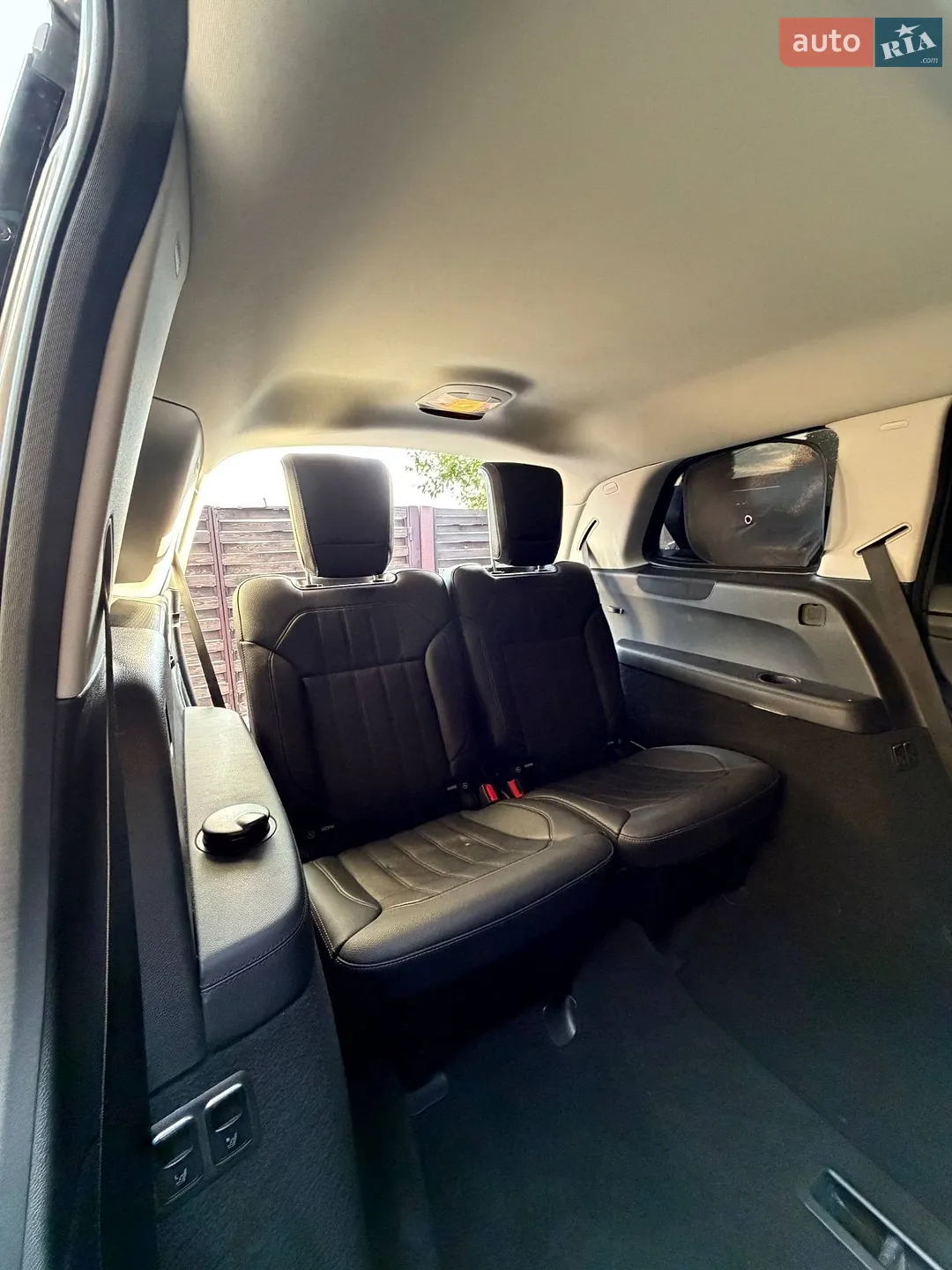 Mercedes-Benz GLS-Class 2017 VIN 4JGDF6EE5HA931442 фото оголошення 6 з 19