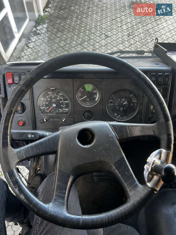 Грузовой фургон Mercedes-Benz LK-Series 1995 в Ужгороде