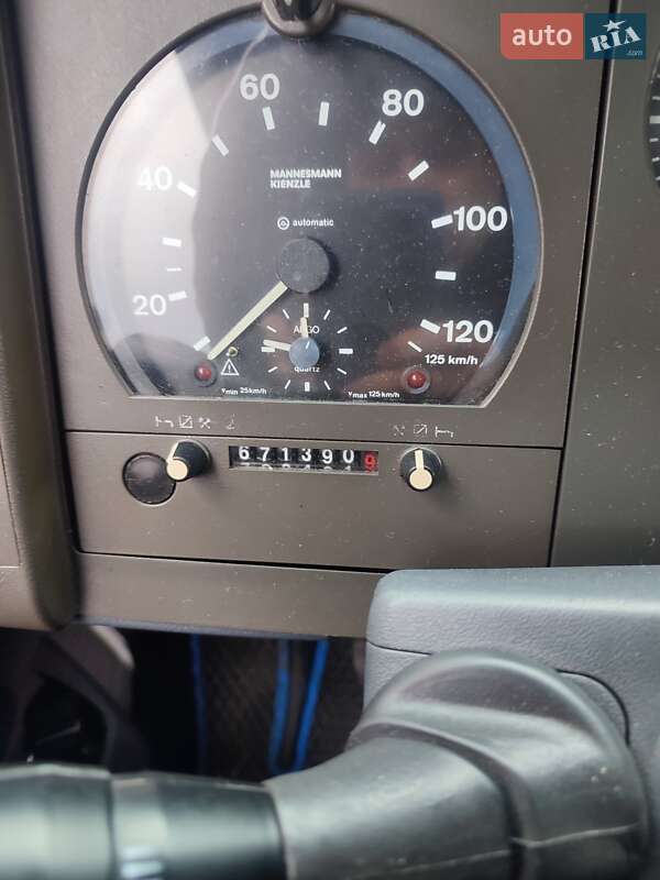 Грузовой фургон Mercedes-Benz LK-Series 1996 в Белой Церкви