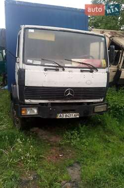 Грузовой фургон Mercedes-Benz LN-Series 1988 в Тячеве