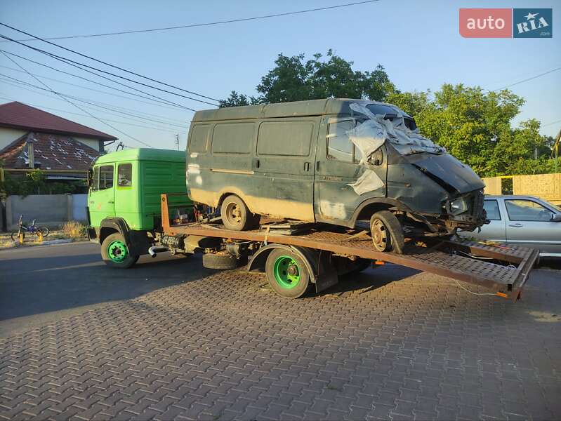 Эвакуатор Mercedes-Benz LN-Series 1994 в Одессе