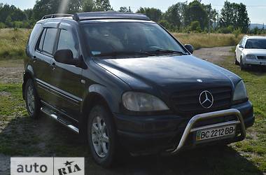 Внедорожник / Кроссовер Mercedes-Benz M-Class 2000 в 
