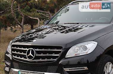 Внедорожник / Кроссовер Mercedes-Benz M-Class 2014 в Умани