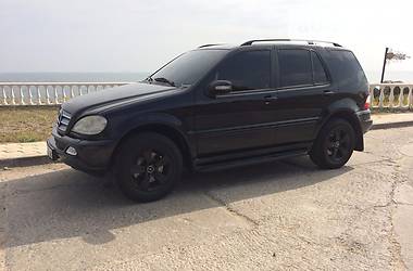 Внедорожник / Кроссовер Mercedes-Benz M-Class 2003 в Одессе