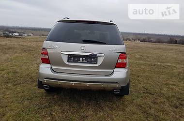 Внедорожник / Кроссовер Mercedes-Benz M-Class 2006 в Днепре