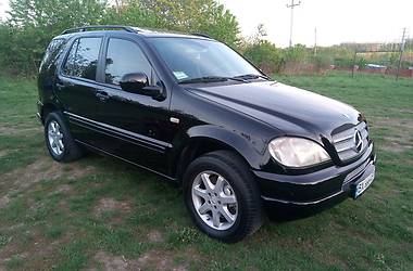 Внедорожник / Кроссовер Mercedes-Benz M-Class 2000 в Черновцах