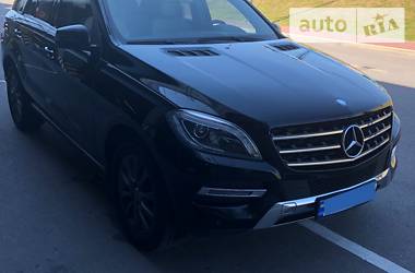 Внедорожник / Кроссовер Mercedes-Benz M-Class 2013 в Киеве