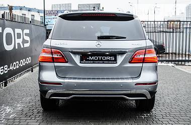 Внедорожник / Кроссовер Mercedes-Benz M-Class 2012 в Киеве