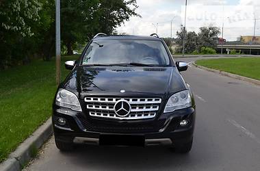 Позашляховик / Кросовер Mercedes-Benz M-Class 2009 в 