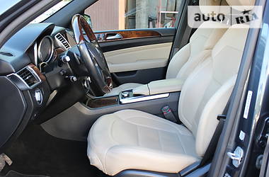 Позашляховик / Кросовер Mercedes-Benz M-Class 2015 в 