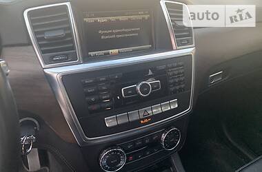 Позашляховик / Кросовер Mercedes-Benz M-Class 2013 в 