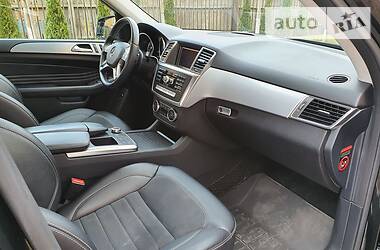 Внедорожник / Кроссовер Mercedes-Benz M-Class 2012 в 