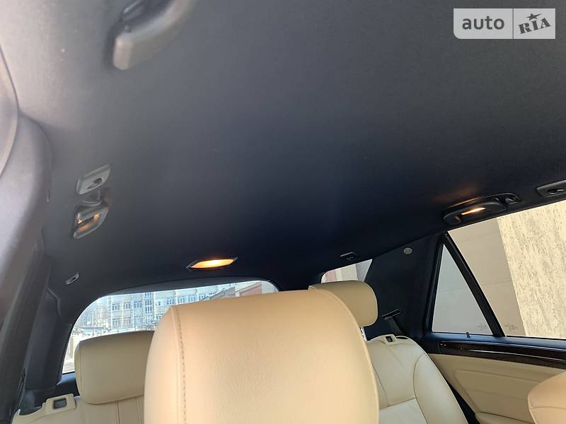 Позашляховик / Кросовер Mercedes-Benz M-Class 2011 в Харкові