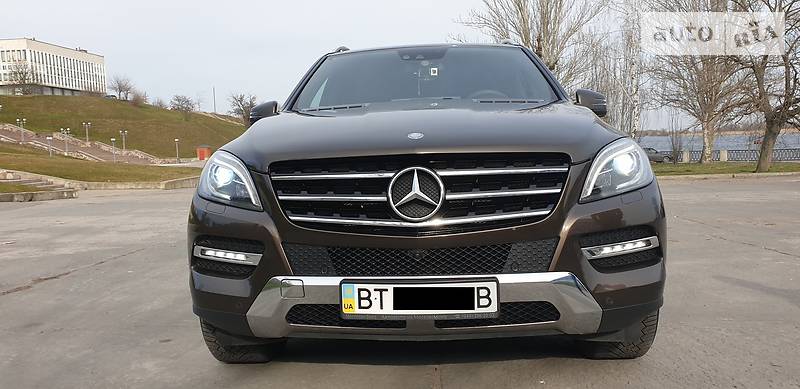 Позашляховик / Кросовер Mercedes-Benz M-Class 2013 в Херсоні фото 52 Позашляховик / Кросовер Mercedes-Benz M-Class 2013 в Херсоні