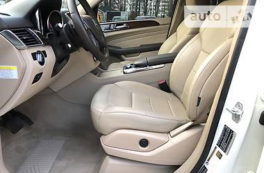 Позашляховик / Кросовер Mercedes-Benz M-Class 2012 в 