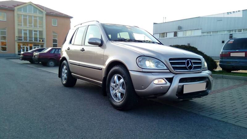 Позашляховик / Кросовер Mercedes-Benz M-Class 2003 в Ужгороді