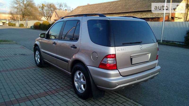 Позашляховик / Кросовер Mercedes-Benz M-Class 2003 в Ужгороді