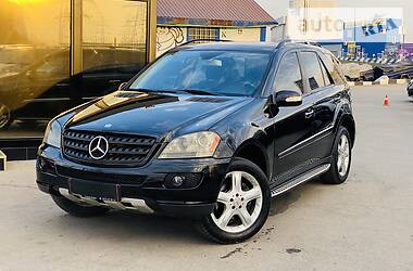 Позашляховик / Кросовер Mercedes-Benz M-Class 2008 в 