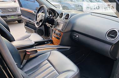 Позашляховик / Кросовер Mercedes-Benz M-Class 2008 в 