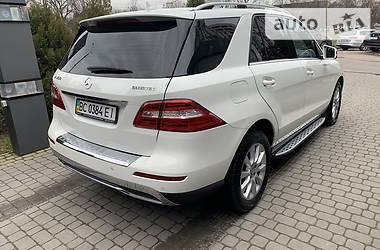 Позашляховик / Кросовер Mercedes-Benz M-Class 2012 в 