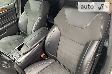 Позашляховик / Кросовер Mercedes-Benz M-Class 2012 в 