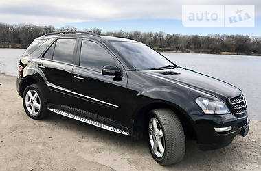 Внедорожник / Кроссовер Mercedes-Benz M-Class 2008 в Киеве