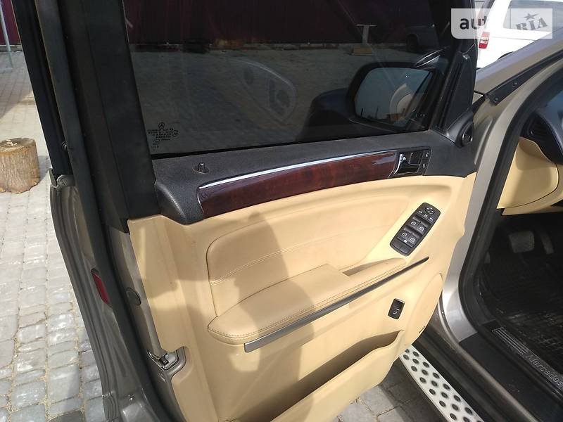Позашляховик / Кросовер Mercedes-Benz M-Class 2009 в Коростені