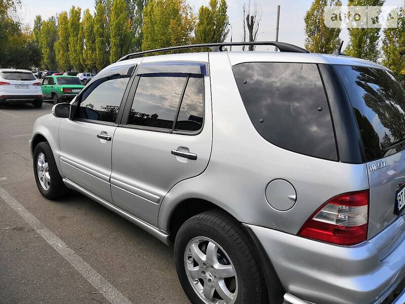 Позашляховик / Кросовер Mercedes-Benz M-Class 2002 в Херсоні