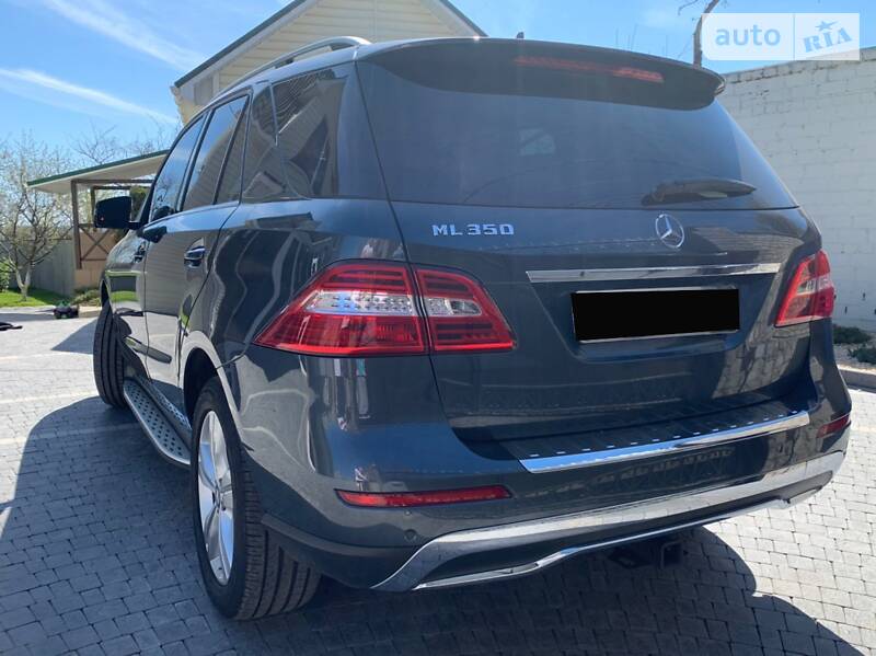 Позашляховик / Кросовер Mercedes-Benz M-Class 2015 в Кременчуці фото 15 Позашляховик / Кросовер Mercedes-Benz M-Class 2015 в Кременчуці