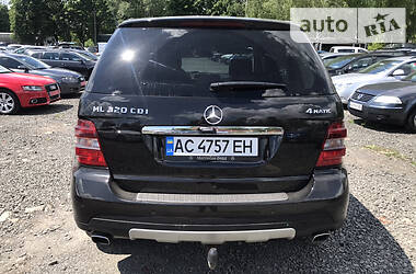 Позашляховик / Кросовер Mercedes-Benz M-Class 2007 в 