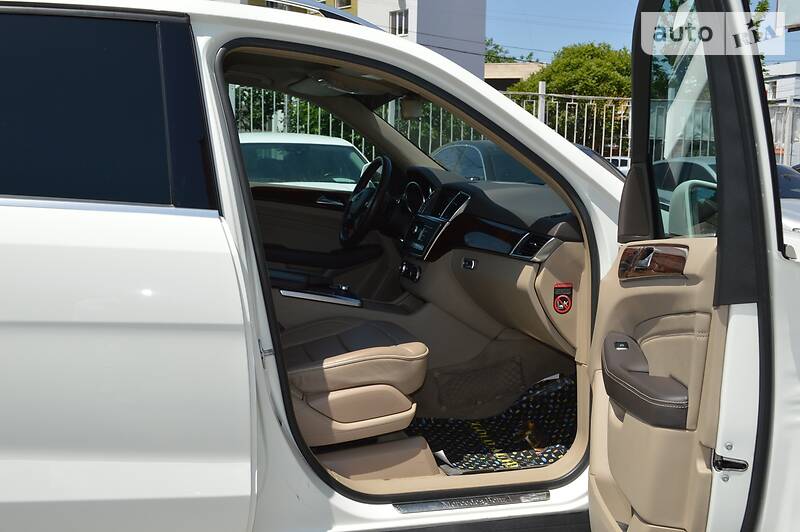 Позашляховик / Кросовер Mercedes-Benz M-Class 2013 в Одесі фото 33 Позашляховик / Кросовер Mercedes-Benz M-Class 2013 в Одесі