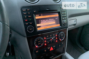 Внедорожник / Кроссовер Mercedes-Benz M-Class 2010 в 