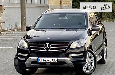 Внедорожник / Кроссовер Mercedes-Benz M-Class 2013 в Одессе