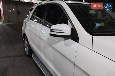 Внедорожник / Кроссовер Mercedes-Benz M-Class 2014 в Херсоне