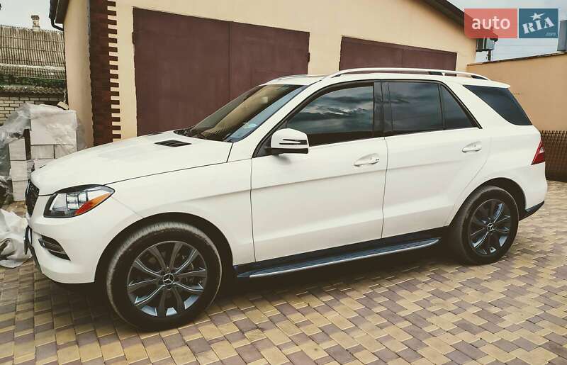 Внедорожник / Кроссовер Mercedes-Benz M-Class 2014 в Херсоне
