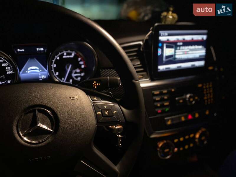 Mercedes-Benz M-Class 2014