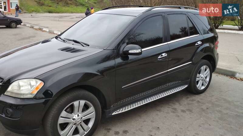 Внедорожник / Кроссовер Mercedes-Benz M-Class 2008 в Никополе