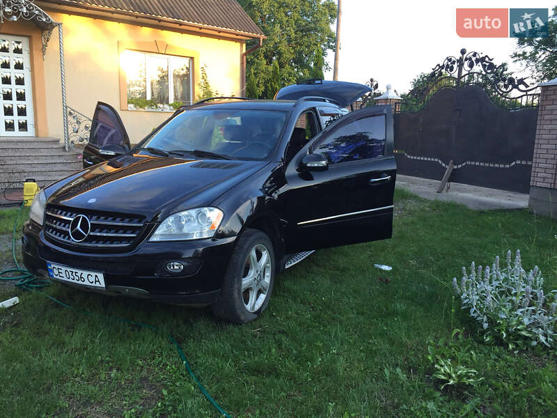 Внедорожник / Кроссовер Mercedes-Benz M-Class 2007 в Черновцах