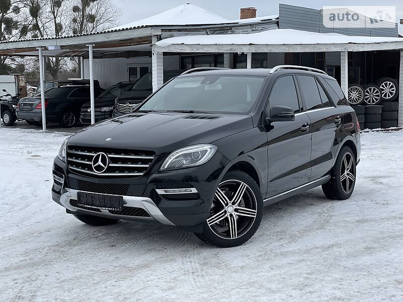 Внедорожник / Кроссовер Mercedes-Benz M-Class 2015 в Бродах