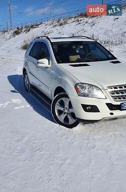 Внедорожник / Кроссовер Mercedes-Benz M-Class 2011 в Полтаве