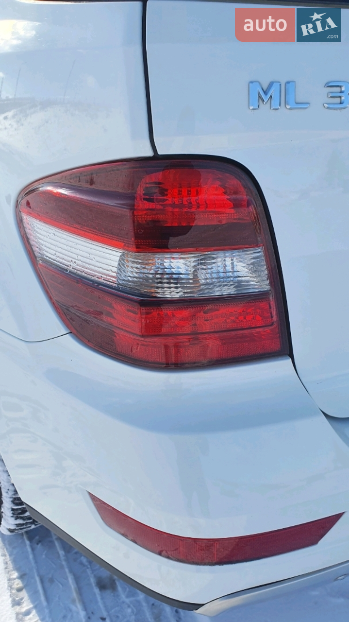 2011 Mercedes-Benz M-klasse - мініатюра 30