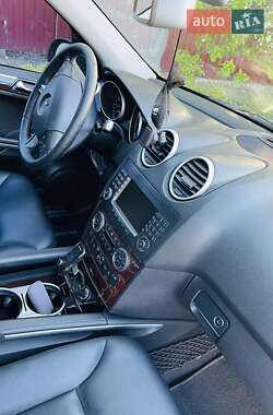 Внедорожник / Кроссовер Mercedes-Benz M-Class 2007 в 