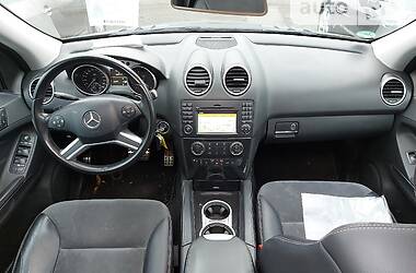 Внедорожник / Кроссовер Mercedes-Benz M-Class 2010 в Бердичеве