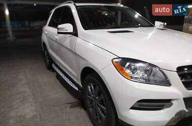 Внедорожник / Кроссовер Mercedes-Benz M-Class 2014 в Херсоне