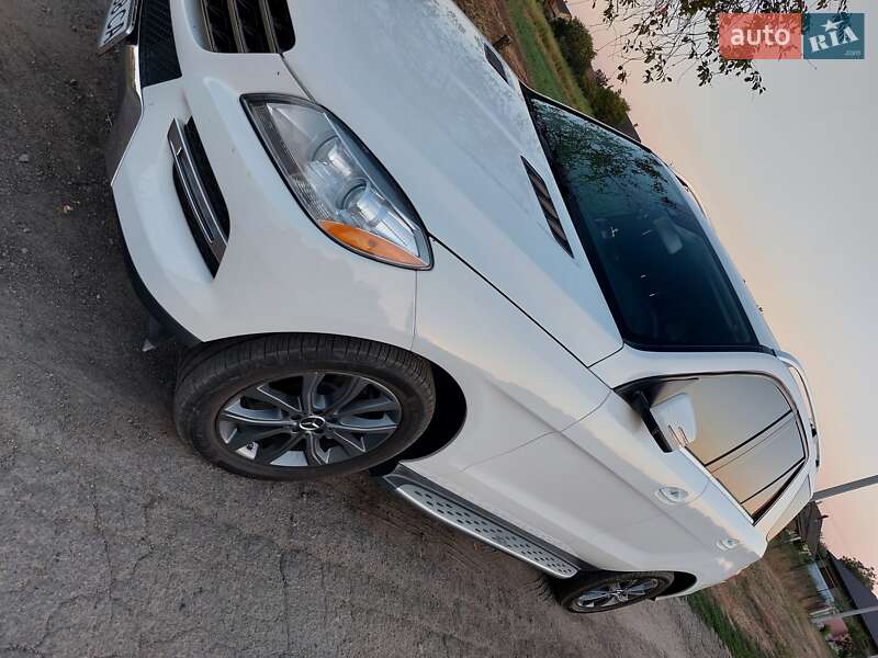 Внедорожник / Кроссовер Mercedes-Benz M-Class 2014 в Херсоне