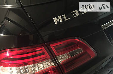 Внедорожник / Кроссовер Mercedes-Benz M-Class 2012 в Тернополе