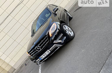 Внедорожник / Кроссовер Mercedes-Benz M-Class 2012 в Одессе