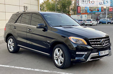 Внедорожник / Кроссовер Mercedes-Benz M-Class 2012 в Одессе