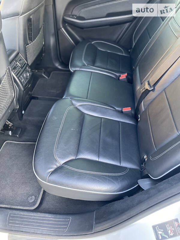 Внедорожник / Кроссовер Mercedes-Benz M-Class 2011 в Одессе