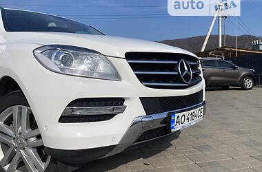 Позашляховик / Кросовер Mercedes-Benz M-Class 2013 в Києві